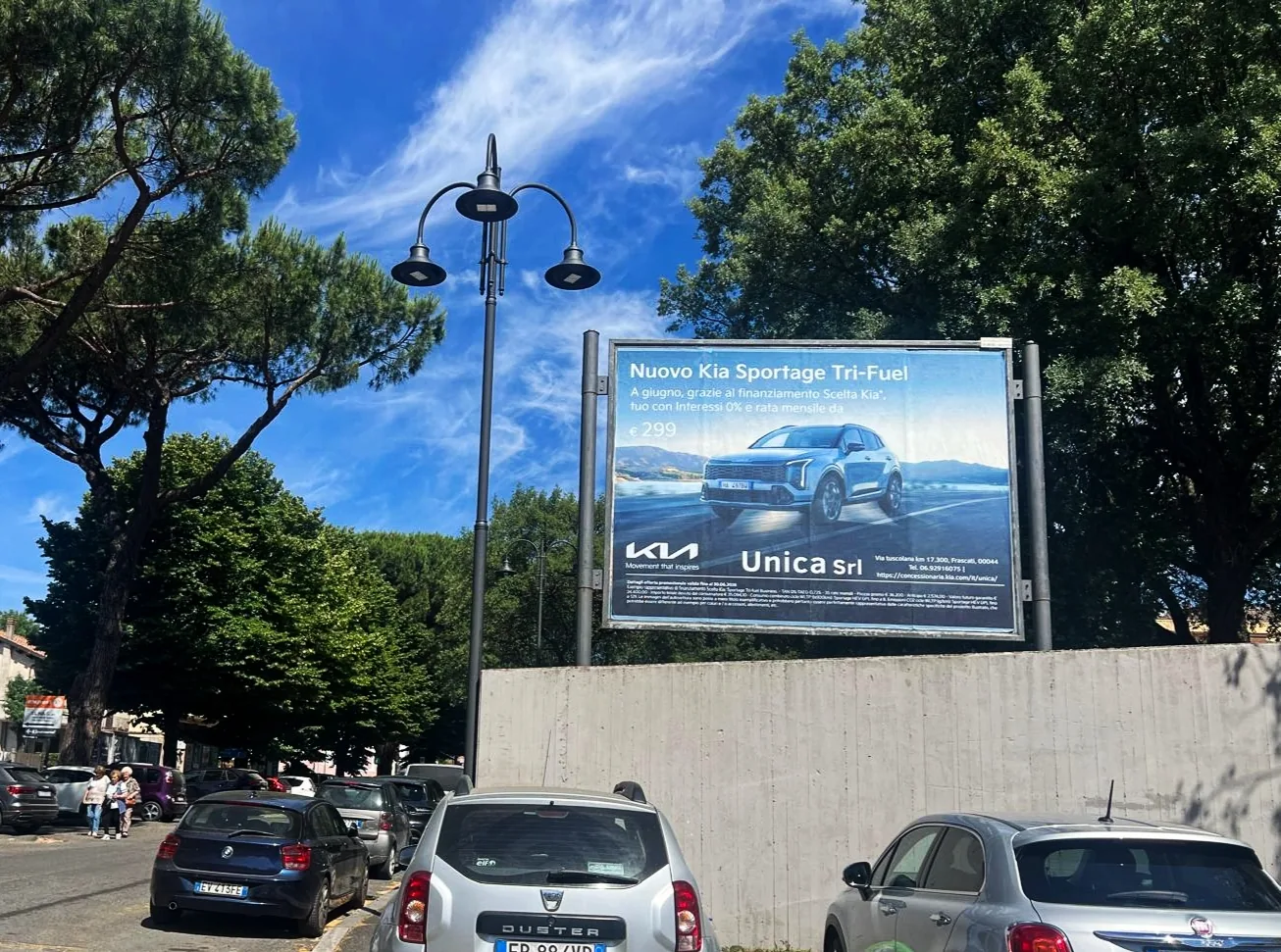 Impianto pubblicitario 4×3 bifacciale in Piazzale Gino Cesaroni a Genzano di Roma